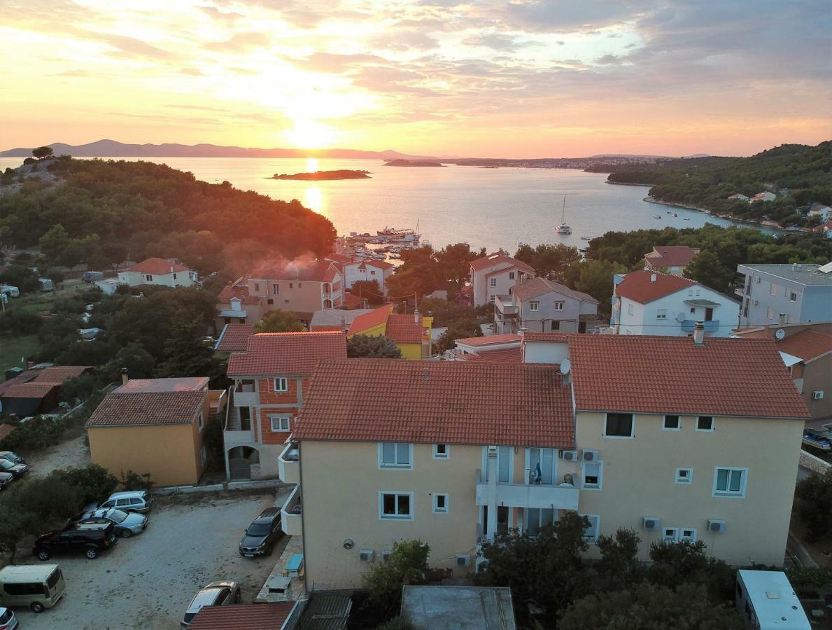 Apartment Gordana Drage Bagian luar foto