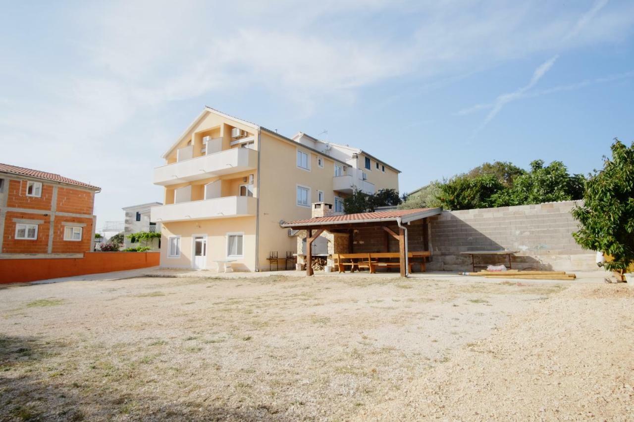 Apartment Gordana Drage Bagian luar foto